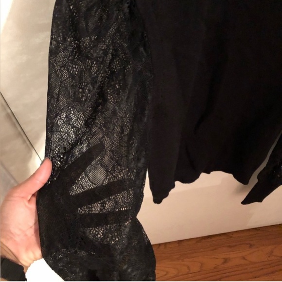 Lace top - Picture 6 of 8